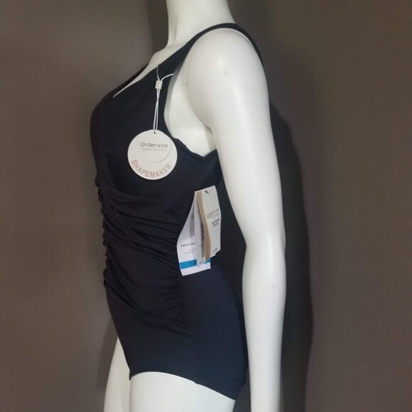 Coco Reef  Keepsake Solitaire V-Neck One-Piece Swimsuit - Picture 3 of 12